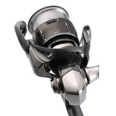 Daiwa Luvias 24 LT 3000 PC Spin Olta Makinesi