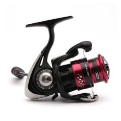 Daiwa Ninja 23 LT 2500 Makara Spin Olta Makinesi