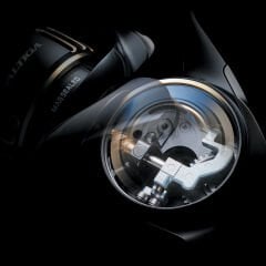 Daiwa Saltiga 25 10000 P Makine